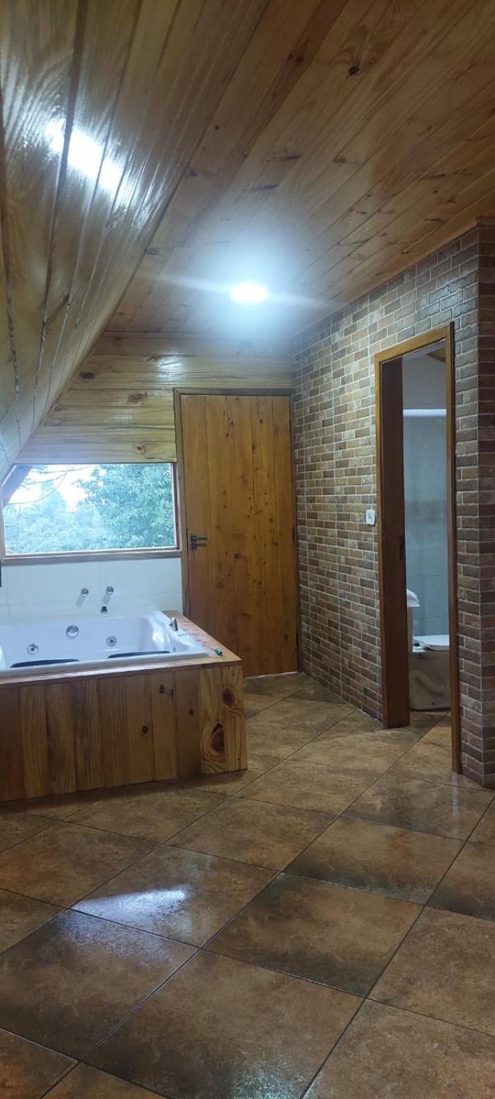 Chale Com Hidromassagem Da Vick Hotel Campos do Jordao Luaran gambar