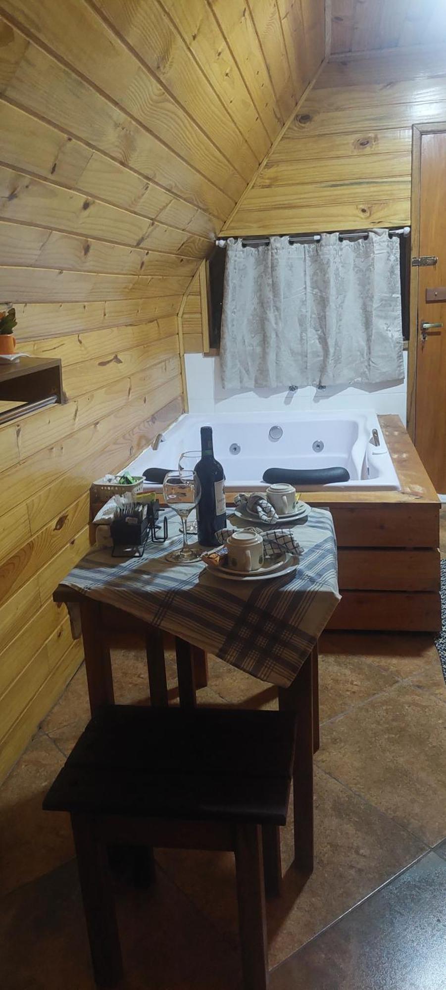 Chale Com Hidromassagem Da Vick Hotel Campos do Jordao Luaran gambar